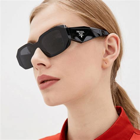 oculos de sol prada 17ws|Prada Eyewear Prada PR 17WS Oval Frame Sunglasses .